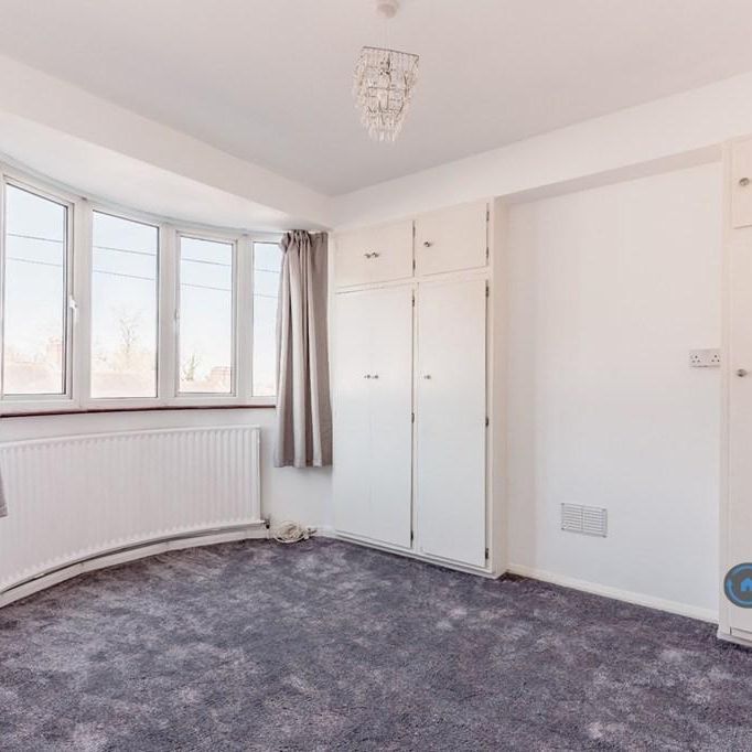 3 bedroom end of terrace house to rent - Photo 1