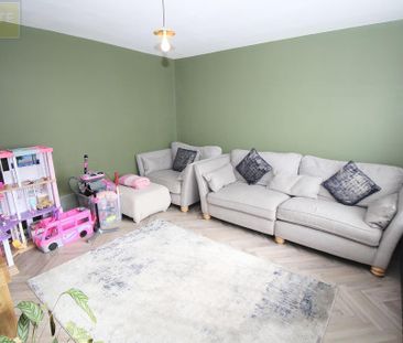 5 bedroom semi-detached house to rent - Photo 1