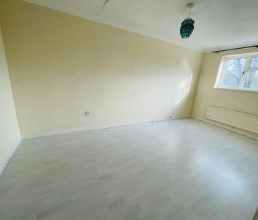 Eyrescroft, Peterborough PE3 8EU, Property for rent - Photo 5