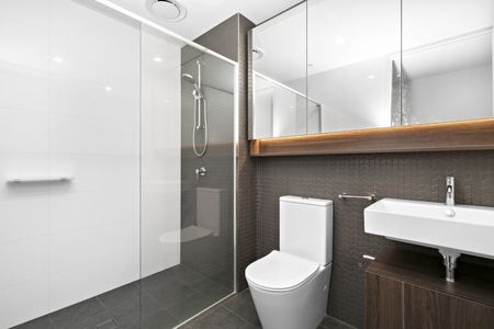 Central CBD Location - Photo 4