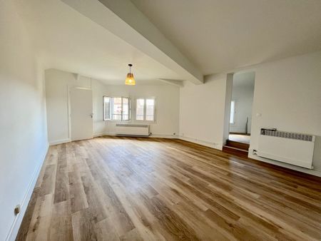 Location Appartement 2 pièces 46m² - Photo 2