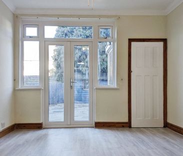 Waddon Court Road - Photo 1