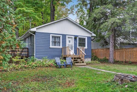 For Lease - 881 Clifton Boulevard, Innisfil, Ontario - Photo 3