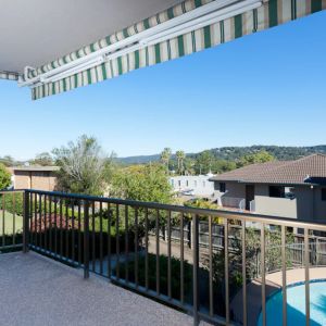 Perfectly Proportioned Newport Apartment - Photo 3