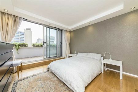 Upper Ground, Waterloo, SE1 - Photo 2