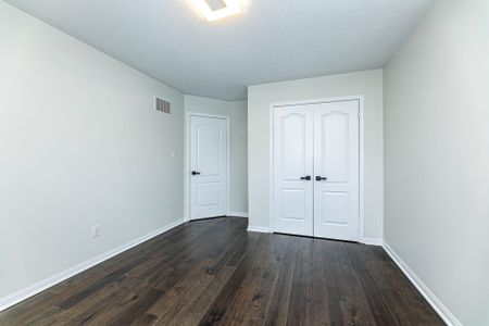 For Lease - 54 Beresford Crescent, Brampton, Ontario - Photo 3