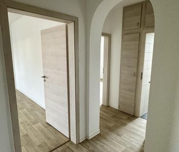 Super helle und neu sanierte Wohnung in zentraler Lage zu vermieten - Photo 3