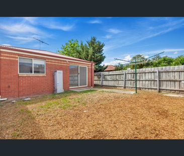 2/4 Millewa Way, Wyndham Vale, Vic 3024 - Photo 5