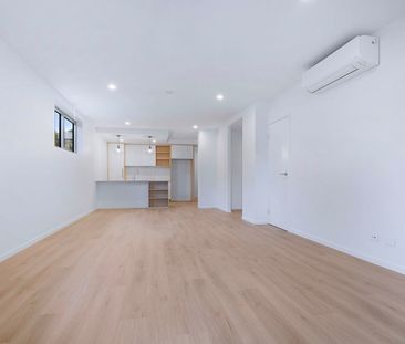 Brand New Expansive Unit with coastal breezes! - Photo 1