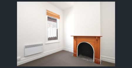 Charming Brick Edwardian with Modern Comforts and a Sun-Filled Courtyard Retreat - Photo 5