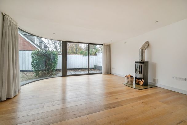 2 bedroom detached house to rent - Photo 1