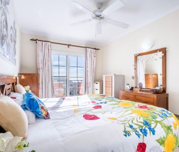 Apartamento con terraza y vistas en Los Cristianos – 0067-04600 - Foto 6