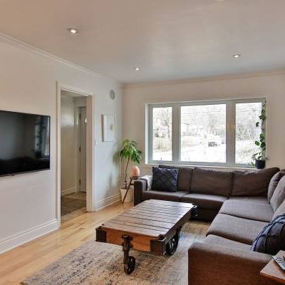 Fully Furnished Family Home - Photo 1