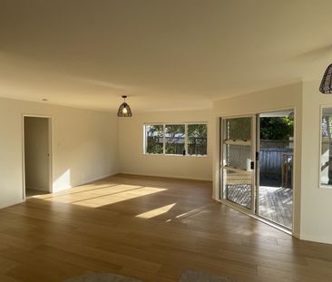 Property Management8A Langton Road, Stanmore Bay - House for Rent - Photo 1