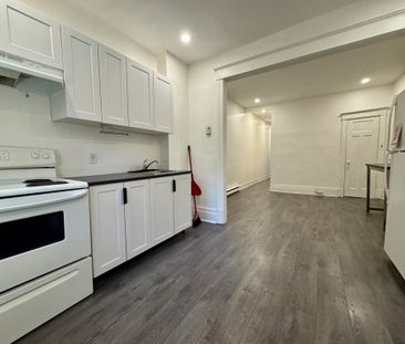Mile-End - Superbe Grand 3 1/2 à Louer - Photo 1