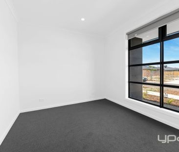 BRAND NEW FAMILY HOME! - Photo 1