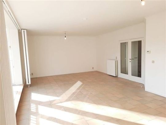 Appartement te huur - Foto 1