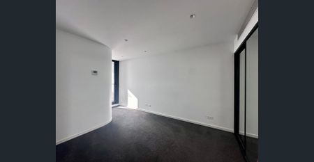 Luxurious Apartment in the Heart of Box Hill - Photo 3