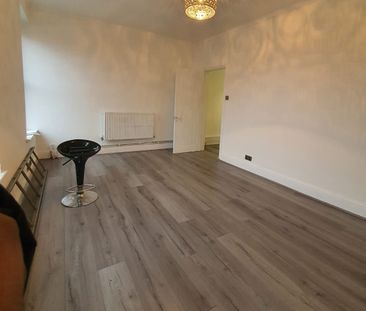 £950 PCM, Spacious Newly Refurbished One Bedroom First Floor Flat i... - Photo 6