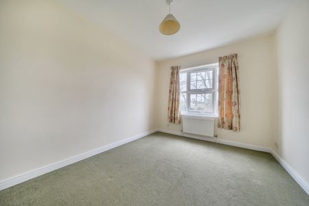 4 bedroom terraced house to rent - Photo 5