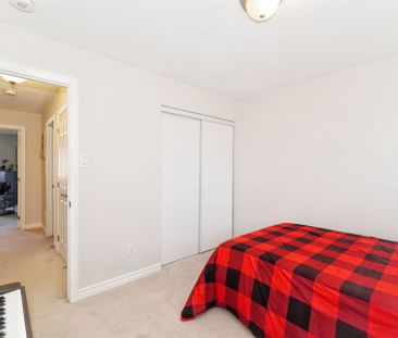 For Lease - 2337 Watercolours Way, Barrhaven, Ontario - Photo 3