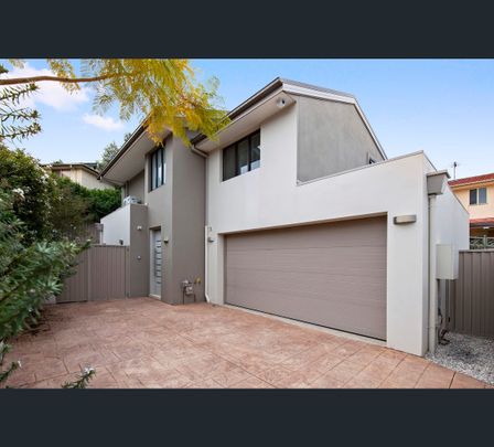 52 Carver Crescent, Baulkham Hills, NSW 2153 - Photo 1