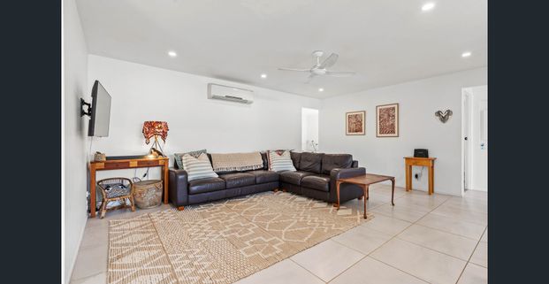 Renovated Cottage - 12 Month Lease - Photo 1