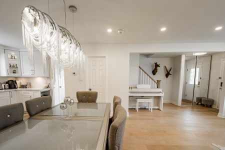 For Lease - 176 William Roe Boulevard Unit# Main, Newmarket, Ontario - Photo 5