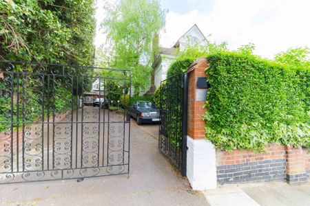 1 Bedroom Flat - Photo 5