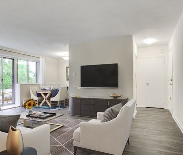 53 McMurchy Ave North - Photo 2