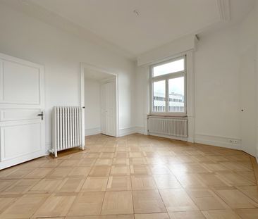 Exklusiver Wohntraum in historischer Liegenschaft "Rotes Schloss" - Photo 3