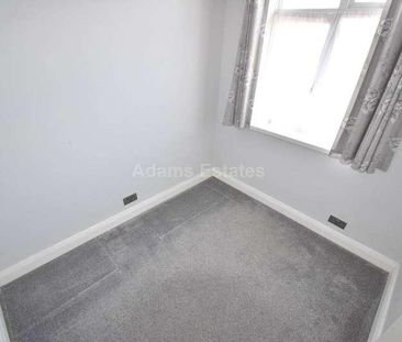 Chiltern Cresent, Earley, Reading, RG6 - Photo 2