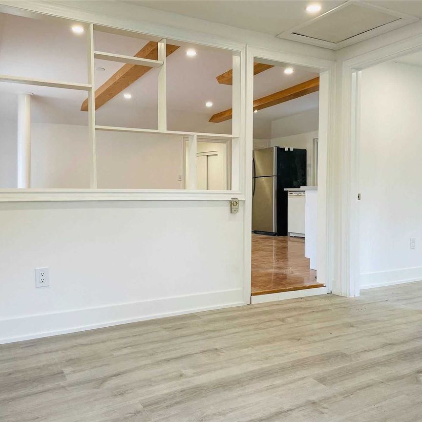 For Lease - 18 River Drive, East Gwillimbury, Ontario - Photo 1