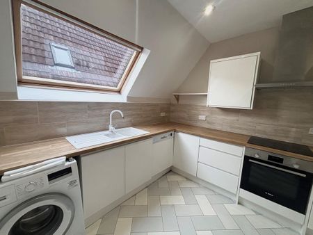 3 bedroom flat to rent - Photo 5