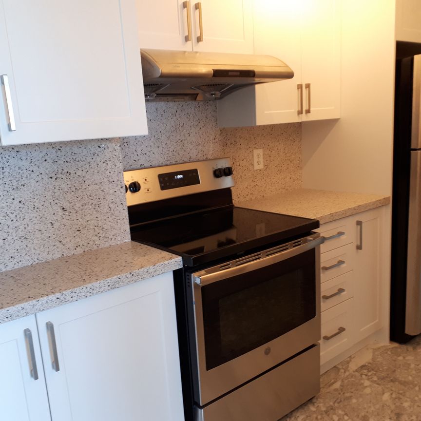 For Lease - 238 Doris Avenue Unit# 1906, Toronto, Ontario - Photo 1