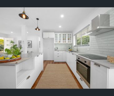 Properly Managed I Pristinely Renovated Family Home In Prime Location! - Photo 6