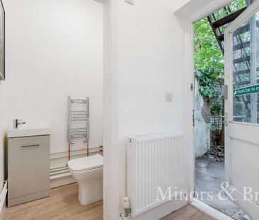 1 bedroom in a house share to rent - Photo 5