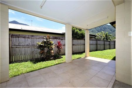 Freestanding 3 Bedroom Duplex - Double carport with Roller Door - Fenced Yard - Photo 3