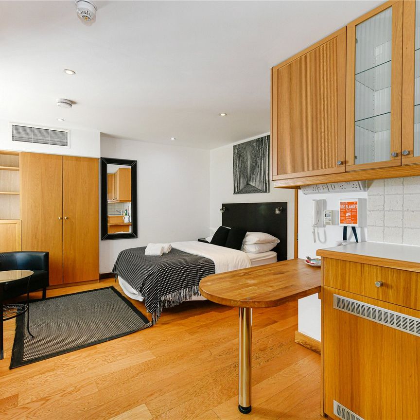 Modern Studio Apartment in Central Location - Photo 1