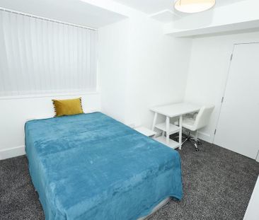 5 bedroom terraced house to rent - Photo 2
