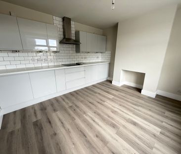 Birches Barn Road, Penn Fields, Wolverhampton - Photo 5