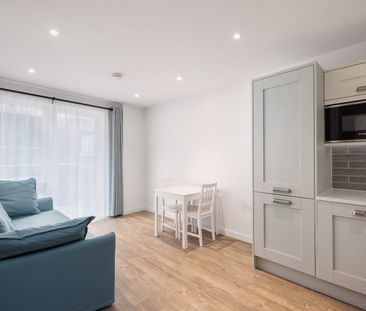 1 bedroom apartment to rent - Photo 1