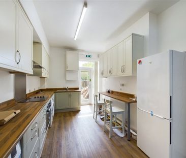 Colwick Road, Nottingham, Nottinghamshire, NG2 - Photo 2