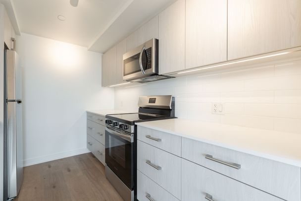 For Lease - 7 Fairbank Avenue Unit# 701, Toronto, Ontario - Photo 1
