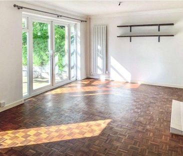 4 bedroom terraced house to rent - Photo 1