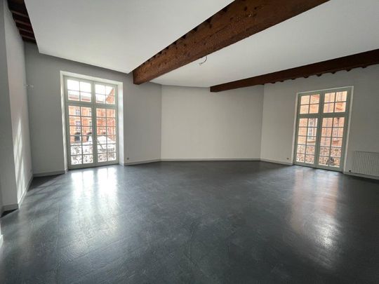 Location Appartement 3 pièces 103m² - Photo 1