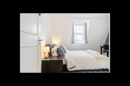 2 Bed Flat, Maida Vale, W9 - Photo 2