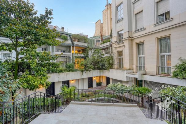 Appartement • Chaillot - Photo 1