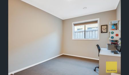 Stunning Family Home in Great Location - Photo 3