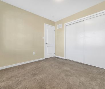 For Lease - 32 Mccargow Drive, Haldimand, Ontario - Photo 2